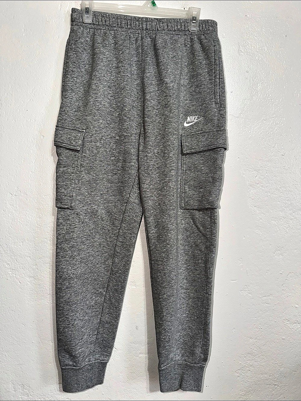 Nike Sportswear Club Fleece Cargo Pants Gray Size small men’s XS or Boys small